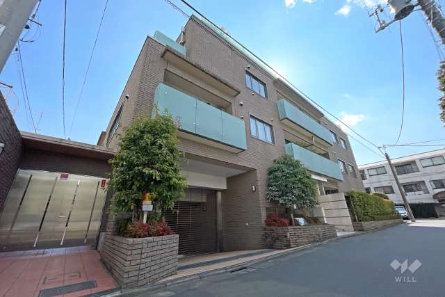 ファミールグラン神宮前の外観（北西側から）