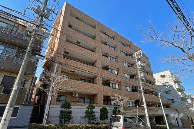 ライオンズマンション広尾南の外観（南東側から）