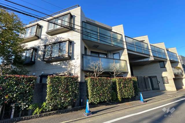 インペリアル表参道の外観(南東側から）