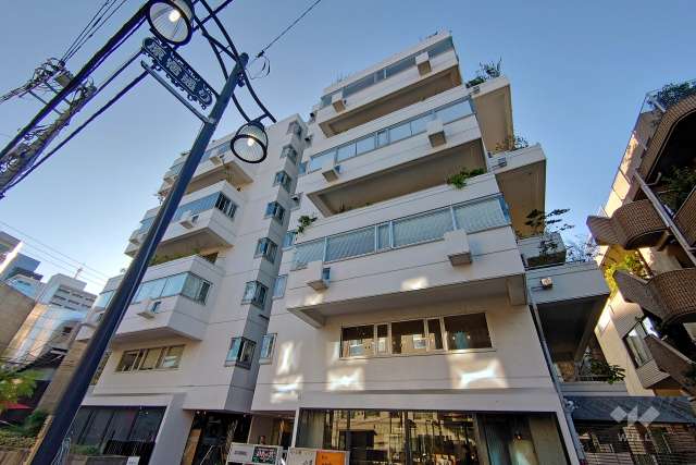 ビラグロリアの外観（北東側から）