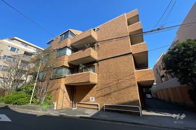 小田急千駄ヶ谷22番館の外観(南西側から)