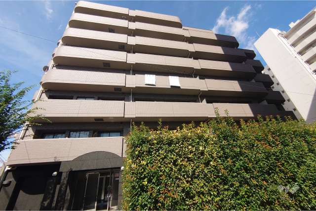 プロスペアー笹塚の外観（南東側から）