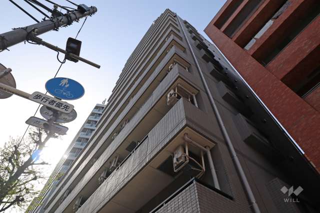 グランドガーラ笹塚の外観（南東側から）