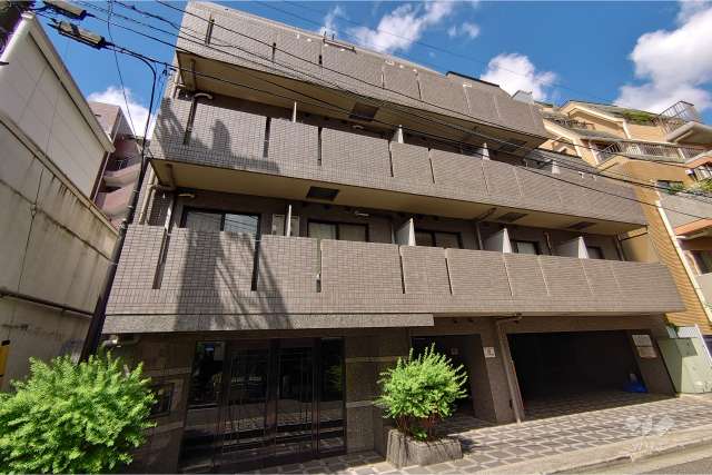 ルーブル渋谷松涛の外観（南東側から）