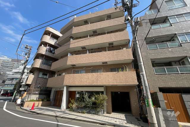 スカイコート恵比寿の外観（西側から）