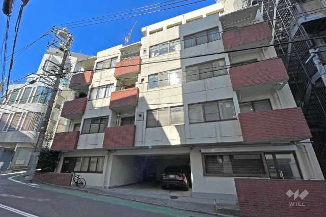 ホワイトヒル渋谷の外観（東側から）