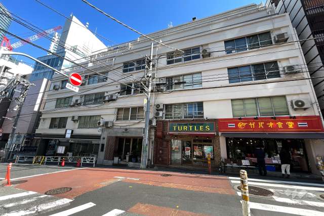 渋谷コープの外観(南西側から)