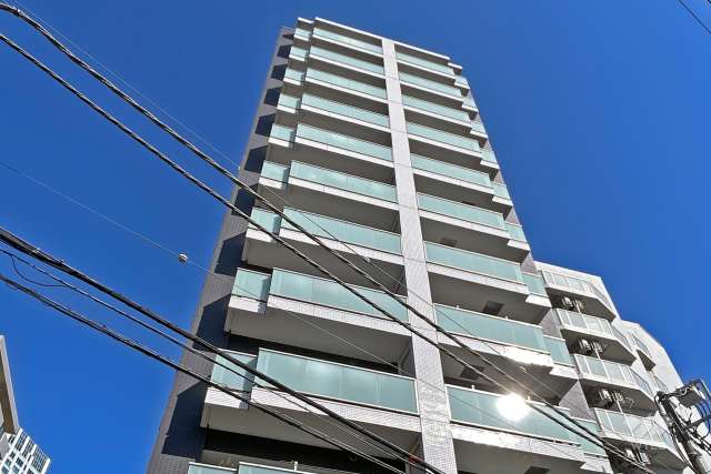 グランスイート渋谷桜丘町の外観（南西側から）