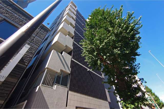 プレミアムキューブ笹塚の外観（南西側から）