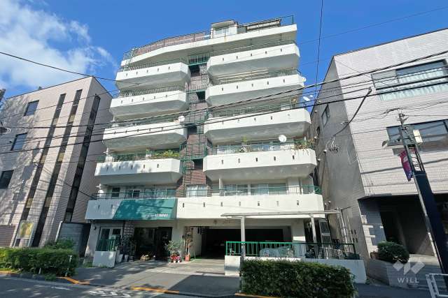 千駄ヶ谷コーポラスの外観(南西側から）