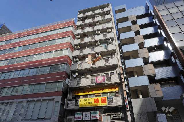 ＧＳハイム新宿南口佐藤ビルの外観（西側から）