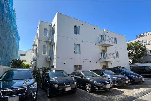 チュリス代々木Ｂ棟の外観（北東側から）