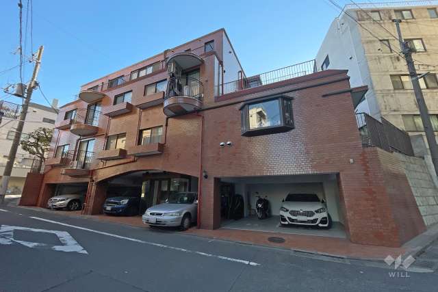 エクレール代々木公園の外観(北東側から）