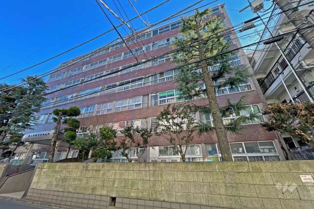 第３宮庭マンションの外観（南西側から）