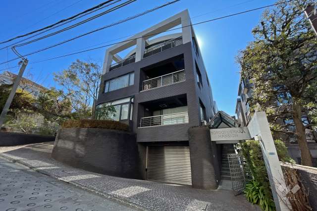 代々木上原マンションの外観（北西側から）