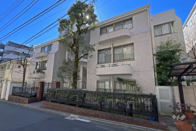 ハウス初台の外観（北側から）