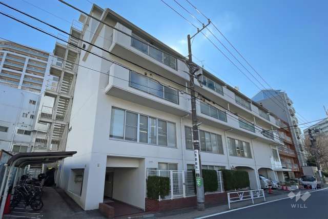 渋谷スカイレジテルの外観（北側から）