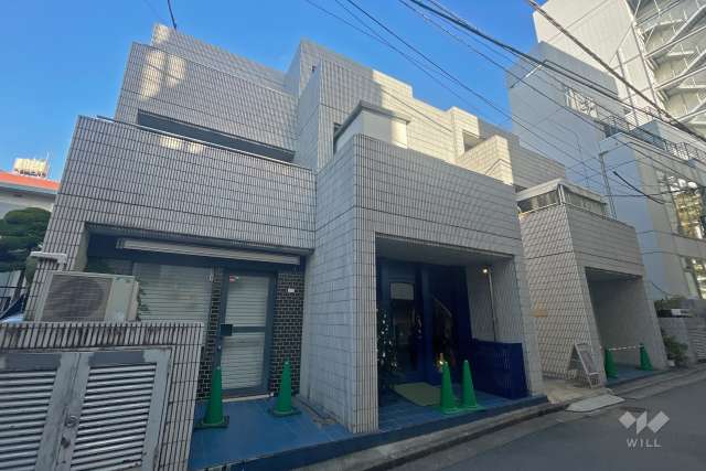 ドルミ原宿の外観（南東側から）