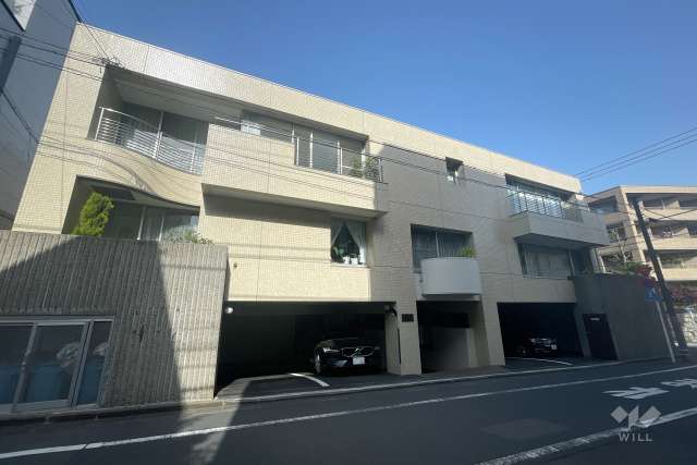 イースタンホームズ南平台の外観（北西側から）