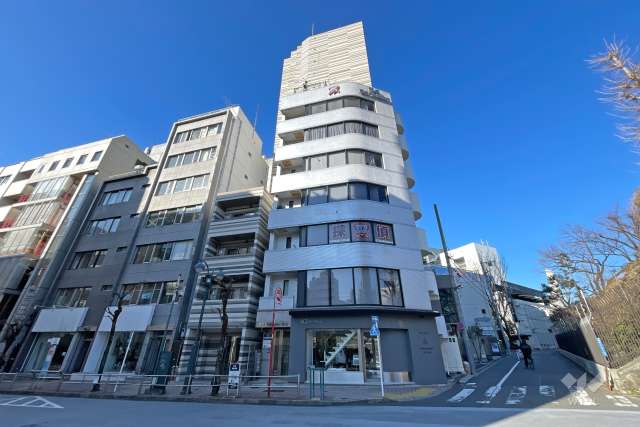 プレミアムキューブジー渋谷神南の外観（東側から）