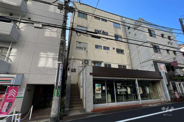 代官山丸一マンションの外観（前面道路の北東側から）