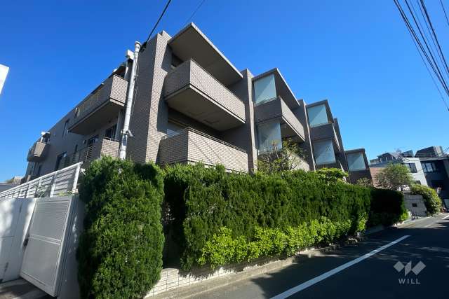 元代々木パークメゾンの外観（南東側から）