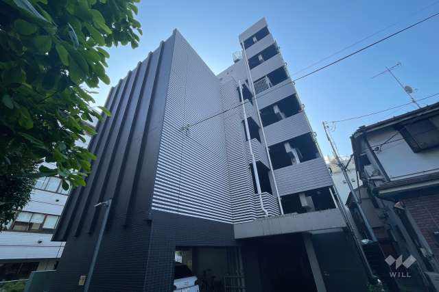 アクサス代々木公園の外観（南西側から）