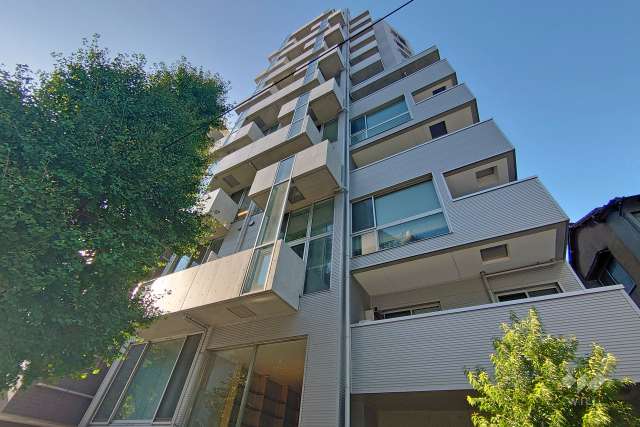 ズーム神宮前の外観（南西側から）