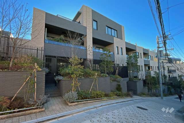 ザ・パークハウス 代々木上原の外観（北西側から）