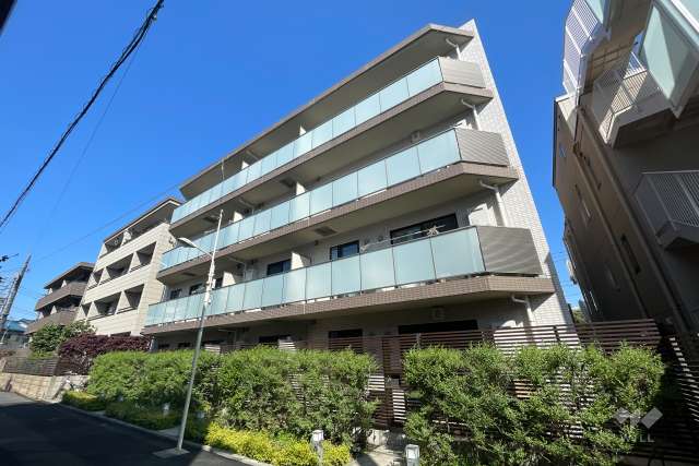 メイクスデザイン参宮橋の外観（南東側から）