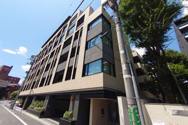 ブランズ代々木参宮橋の外観（南東側から）