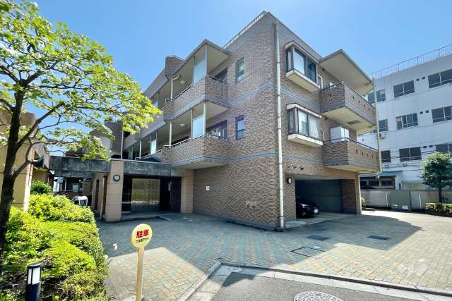 エクセルシオール品川大井町の外観（北西側から）