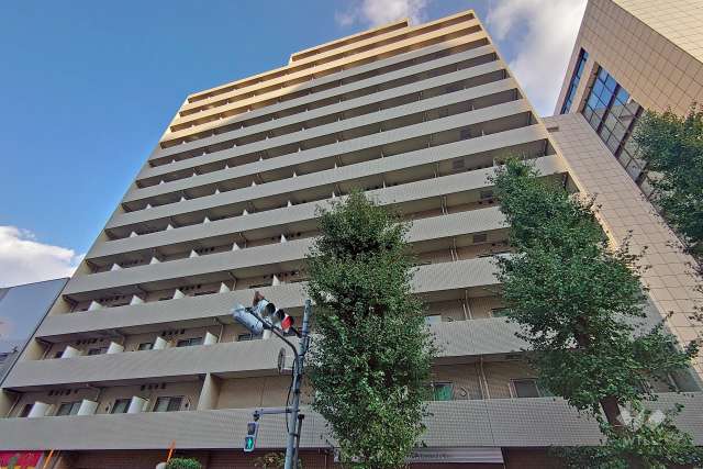 スカイコートヴィーダ五反田ウエストの外観（南西側から）