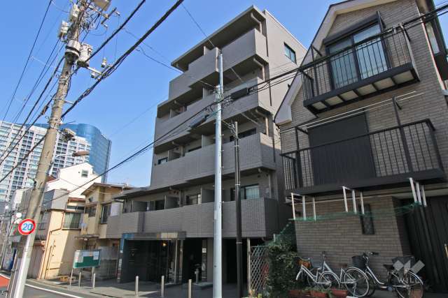 『ルーブル大崎参番館』の外観（南西側から）