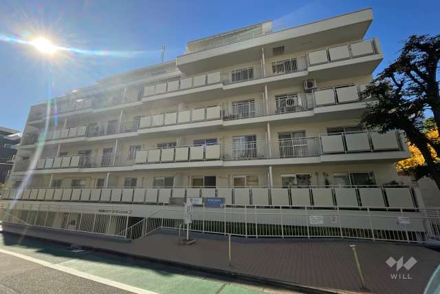 目黒パークマンションの外観（北東側から）