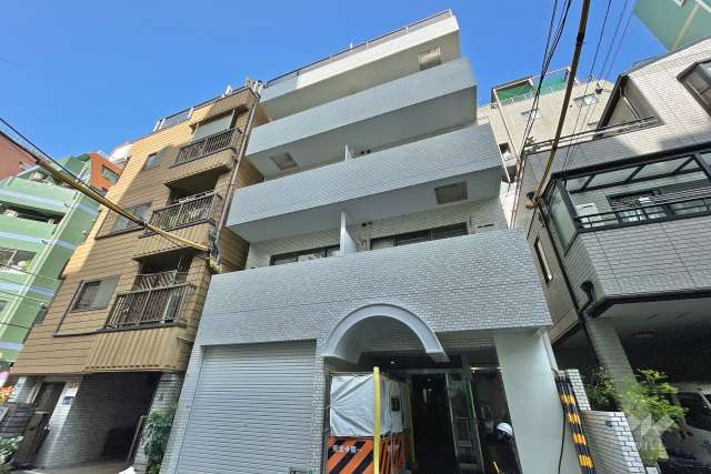 セブンスターマンション第10五反田の外観（東側から）