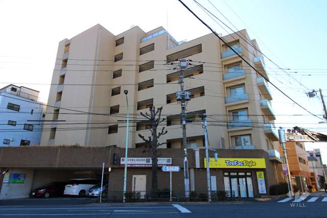 アルス学芸大学鷹番館の外観（北西側から）