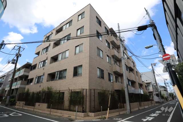 グラーサ学芸大学の外観（南東側から）