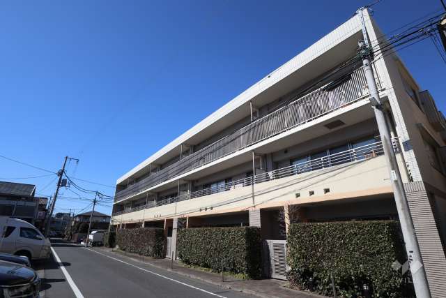 アルス八雲の外観(南東側から)