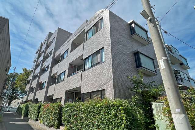 キャニオングランデ碑文谷南の外観（北東側から）