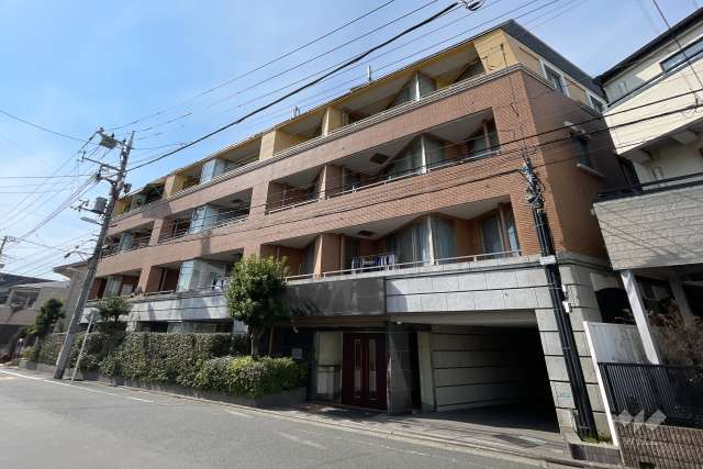 グランシティ目黒碑文谷の外観(南東側から）
