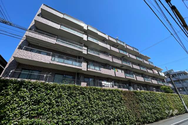 クレッセント武蔵小山3の外観（南側から）