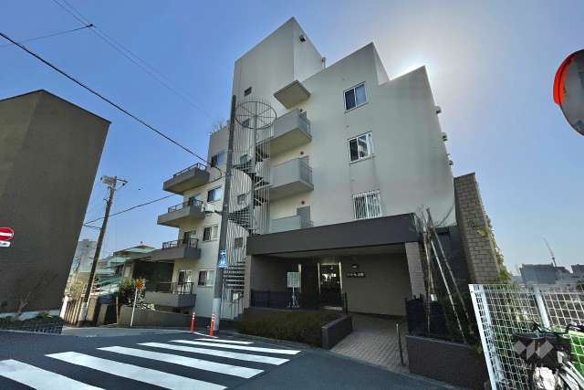 ドミール目黒の外観（北東側から）