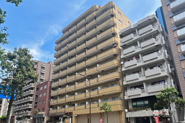 ライオンズプラザ池尻大橋の外観(南東側から)