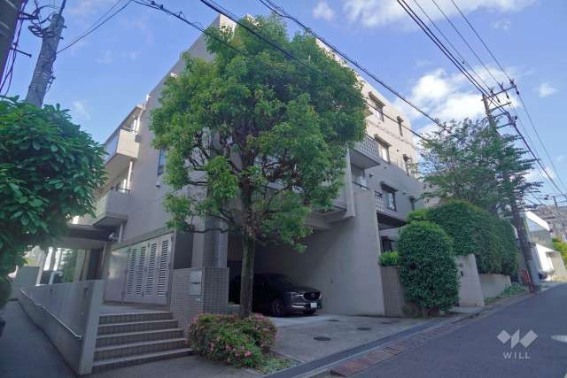 パロス駒場東大前の外観（北西側から）