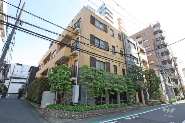 トゥールロワイヤルエルモア目黒の外観(北側から)