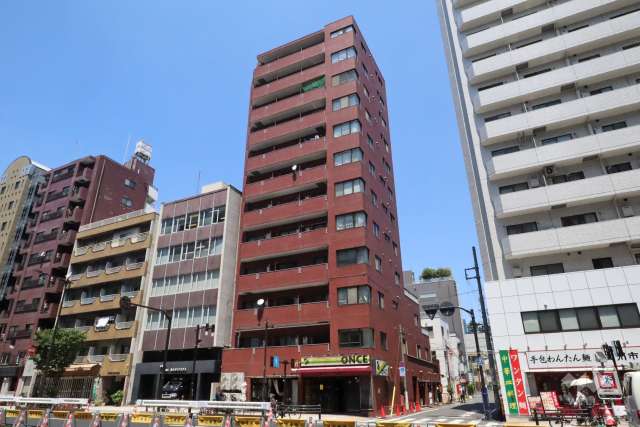 セブンスターマンション第一青葉台の外観(南側から)　