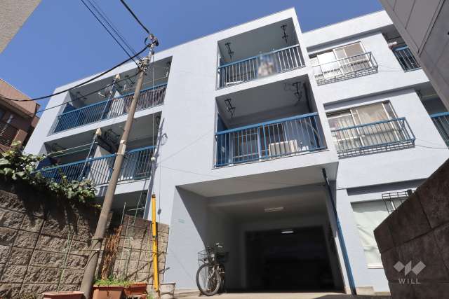 三田マンション(八雲2丁目)の外観(南西側から)