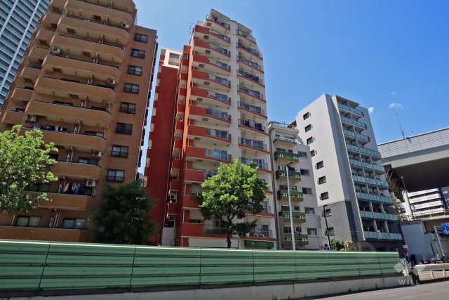 パラスト上目黒の外観(南東側から)