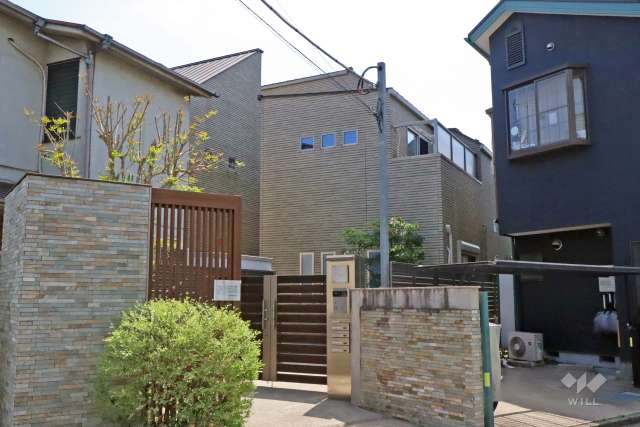 リムテラス下目黒の外観(北東側)